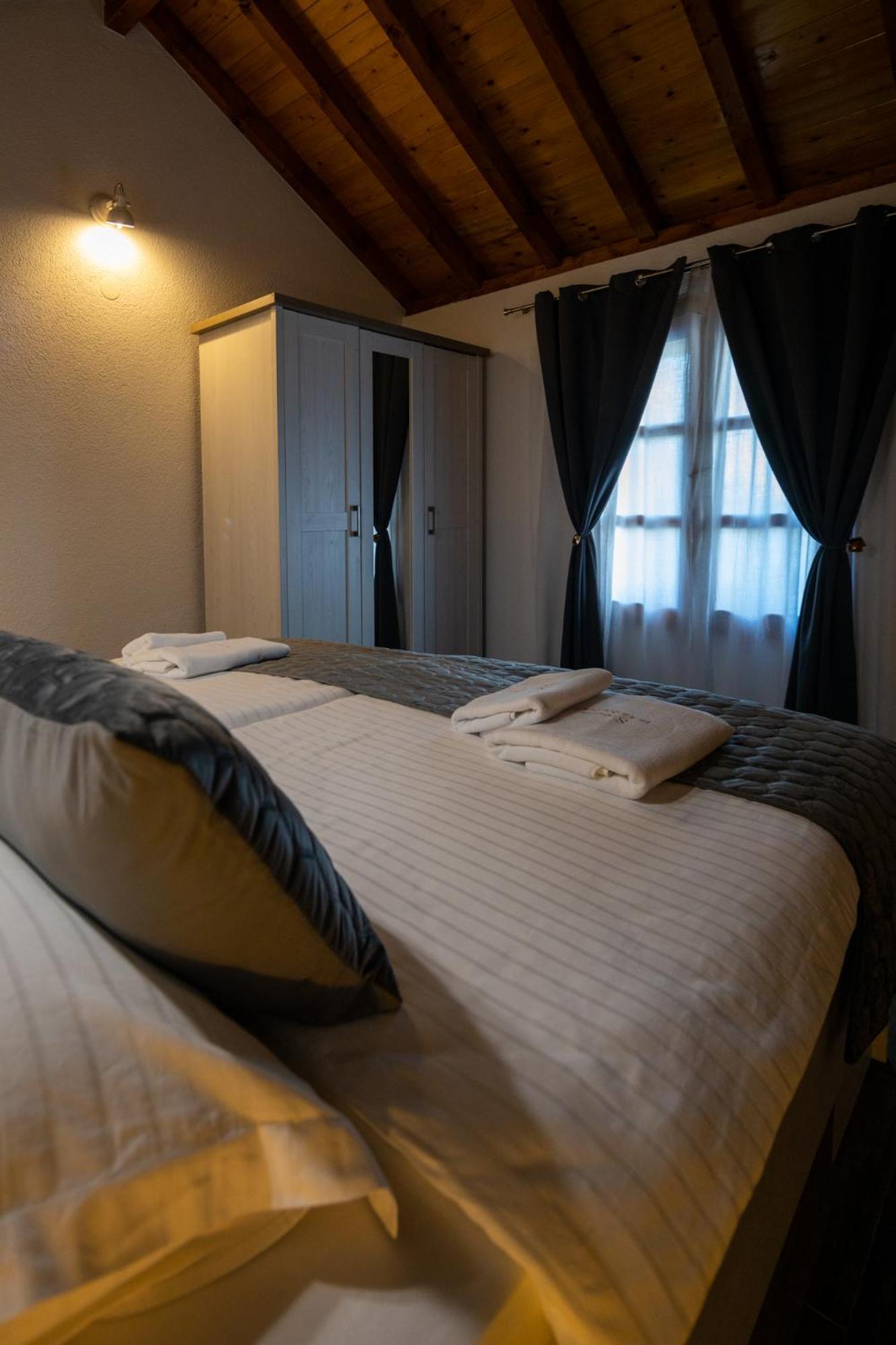 Holiday Home Svemir Drage Exterior foto