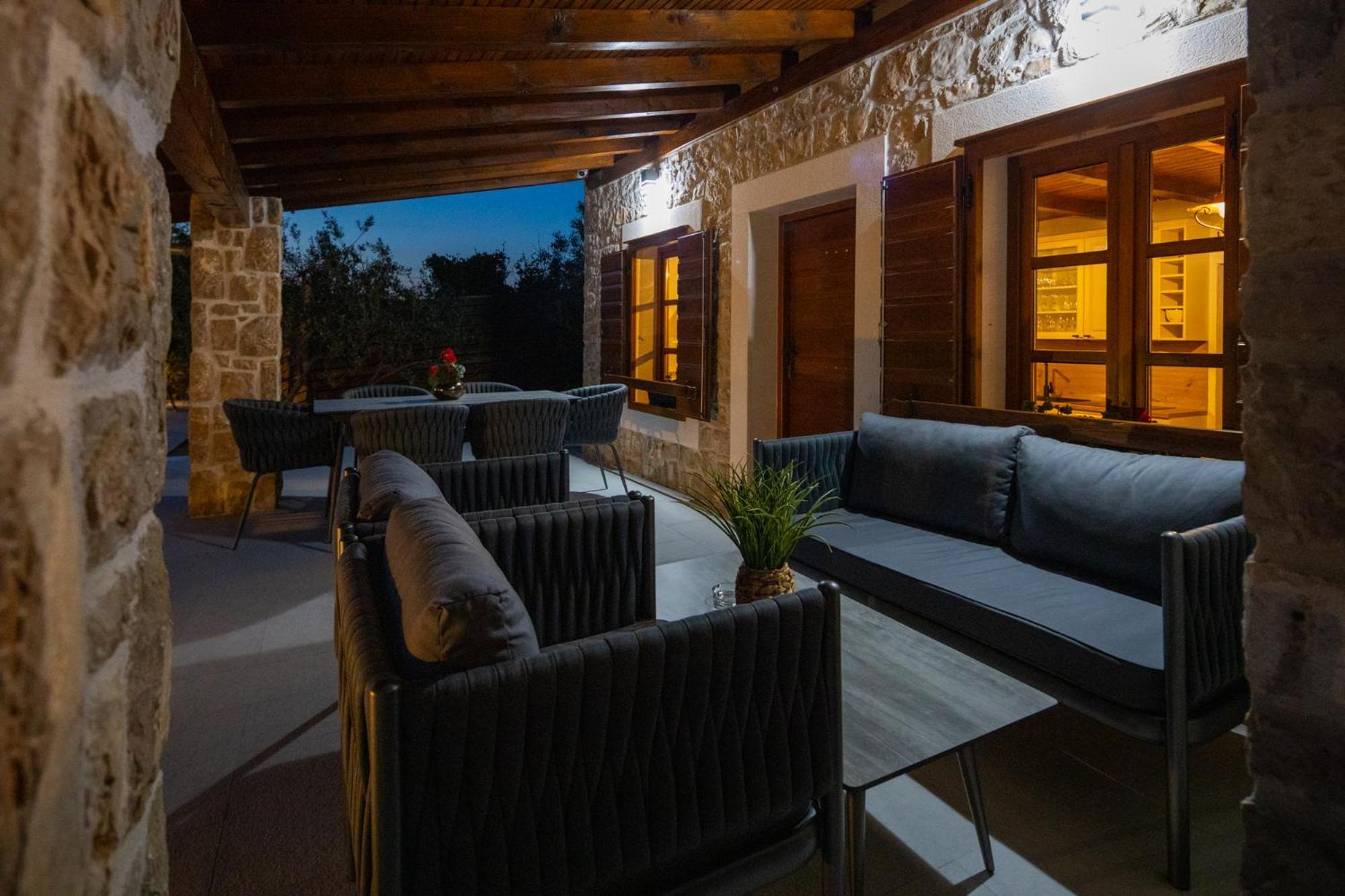 Holiday Home Svemir Drage Exterior foto